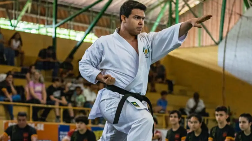 Conheça o atleta Samuel Henrique, a força de Goianésia no cenário mundial do karatê Conheça o atleta Samuel Henrique, a força de Goianésia no cenário mundial do karatê