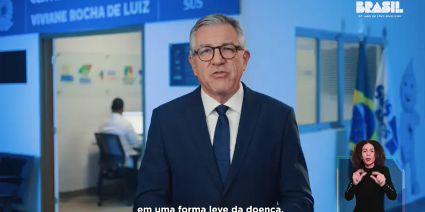 Dia D: “vamos vacinar antes de o inverno chegar”, diz Padilha Dia D: “vamos vacinar antes de o inverno chegar”, diz Padilha