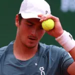 João Fonseca cai nas quartas de Munique após revés para 6º do mundo