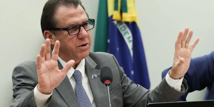 Ministério do Trabalho atualiza normas de trabalho com eletricidade