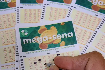 Mega-Sena acumula e próximo prêmio vai a R$ 35 milhões; confira os números sorteados