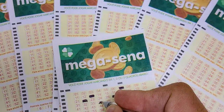 Mega-Sena acumula e prêmio principal vai para R$ 16 milhões Mega-Sena acumula e prêmio principal vai para R$ 16 milhões