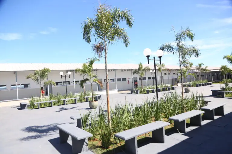 Cidade Ocidental recebe primeira escola estadual em sistema modular Cidade Ocidental recebe primeira escola estadual em sistema modular