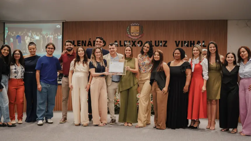 Câmara de Goianésia realiza noite de gala e homenageia personalidades pelo Dia do Trabalhado Câmara de Goianésia realiza noite de gala e homenageia personalidades pelo Dia do Trabalhado