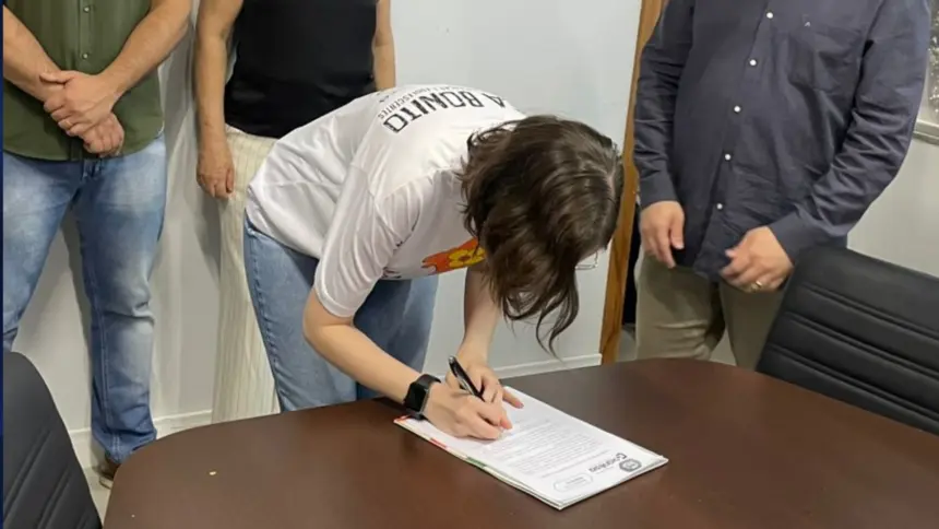 Luciana Naves assume Prefeitura de Goianésia durante licença do prefeito Renato de Castro