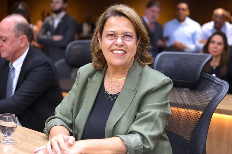 Deputada Rosângela Rezende postula maior apoio a alunos na preparação para o Enem Deputada Rosângela Rezende postula maior apoio a alunos na preparação para o Enem