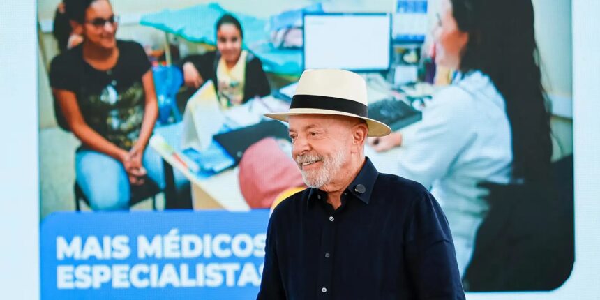 Lula responsabiliza clã Bolsonaro por ataque dos EUA ao Pix e taxação Lula responsabiliza clã Bolsonaro por ataque dos EUA ao Pix e taxação