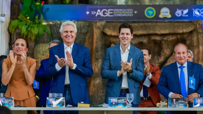 Daniel Vilela e Ronaldo Caiado prestigiam convenção evangélica em São Luís de Montes Belos Daniel Vilela e Ronaldo Caiado prestigiam convenção evangélica em São Luís de Montes Belos