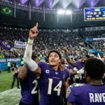 Baltimore Ravens vencem Dallas Cowboys no Maracanã com chute decisivo
