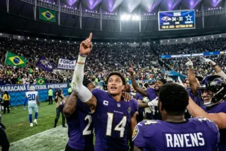 Baltimore Ravens vencem Dallas Cowboys no Maracanã com chute decisivo
