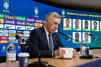 Carlo Ancelotti renova seleção brasileira com foco em novos talentos