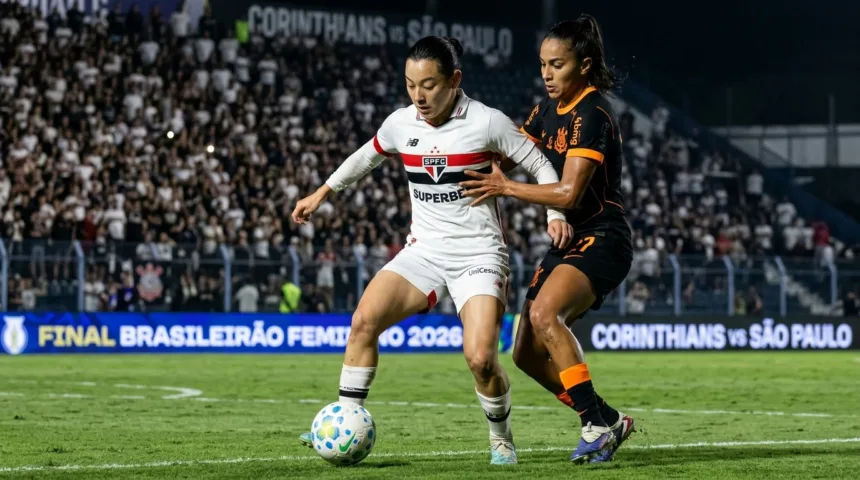 Corinthians e São Paulo iniciam disputa pelo título do Brasileirão Feminino Corinthians e São Paulo iniciam disputa pelo título do Brasileirão Feminino