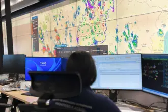 Equatorial Goiás reforça atuação preventiva diante do alerta de temporais em quase 160 municípios