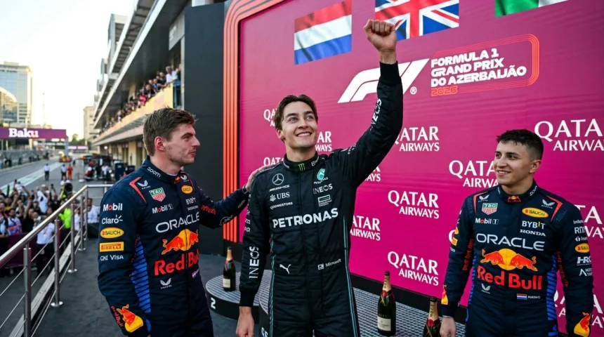 George Russell conquista vitória histórica no GP do Azerbaijão após duelo intenso George Russell conquista vitória histórica no GP do Azerbaijão após duelo intenso