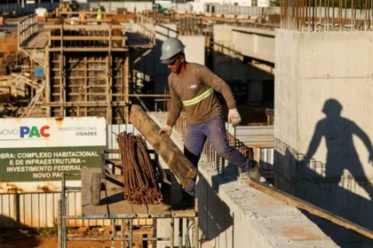 Governo destina R$ 133,8 bilhões a investimentos e Novo PAC no Orçamento de 2027