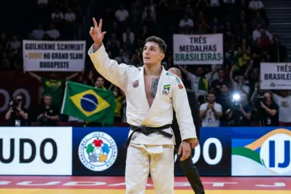Guilherme Schimidt conquista ouro no Grand Slam de Budapeste e fecha pódio brasileiro