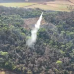 Incêndio de grandes proporções atinge serra da Usina em Goianésia
