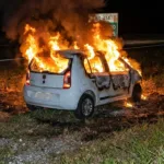 Incêndio destrói veículo após colisão traseira em rodovia na Br-414