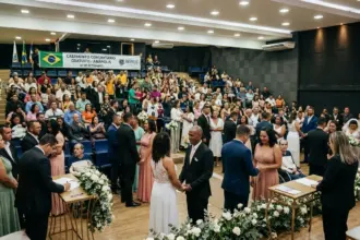 Mais de 100 casais oficializam união em casamento comunitário gratuito em Anápolis no dia 12
