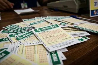 Mega-sena acumula e prêmio chega a 45 milhões de reais
