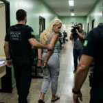 Polícia prende fisioterapeuta acusada de causar deformações em sete pacientes em Goiânia