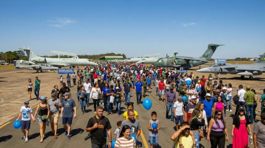 Portões Abertos da Base Aérea de Anápolis pode ter dois dias de evento em 2027 Portões Abertos da Base Aérea de Anápolis pode ter dois dias de evento em 2027