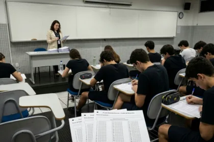 Prova Nacional Docente mobiliza mais de 625 mil candidatos em todo o Brasil