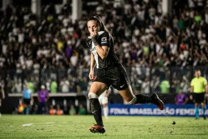 Vasco e Atlético-pi disputam nesta segunda-feira a classificação para a final do Brasileirão a2