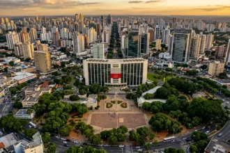 A metamorfose urbana: de capital planejada a metrópole de um milhão e meio