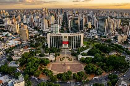 A metamorfose urbana: de capital planejada a metrópole de um milhão e meio