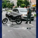 Acidente entre carro e moto mobiliza Bombeiros na Avenida Contorno, em Goianésia