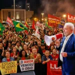 Apoiadores de Lula realizam corrida com trajeto em formato de letra no estado