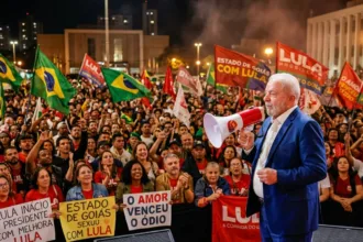 Apoiadores de Lula realizam corrida com trajeto em formato de letra no estado