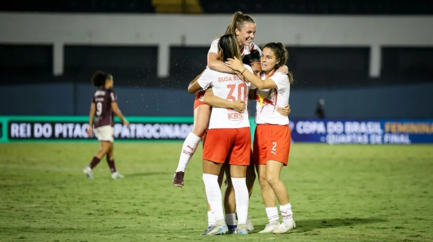 Bragantino supera Ferroviária e larga na frente nas quartas da Copa do Brasil Bragantino supera Ferroviária e larga na frente nas quartas da Copa do Brasil