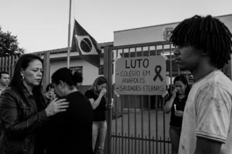 Colégio em Anápolis chora perda de aluno em acidente e coordenadora assassinada