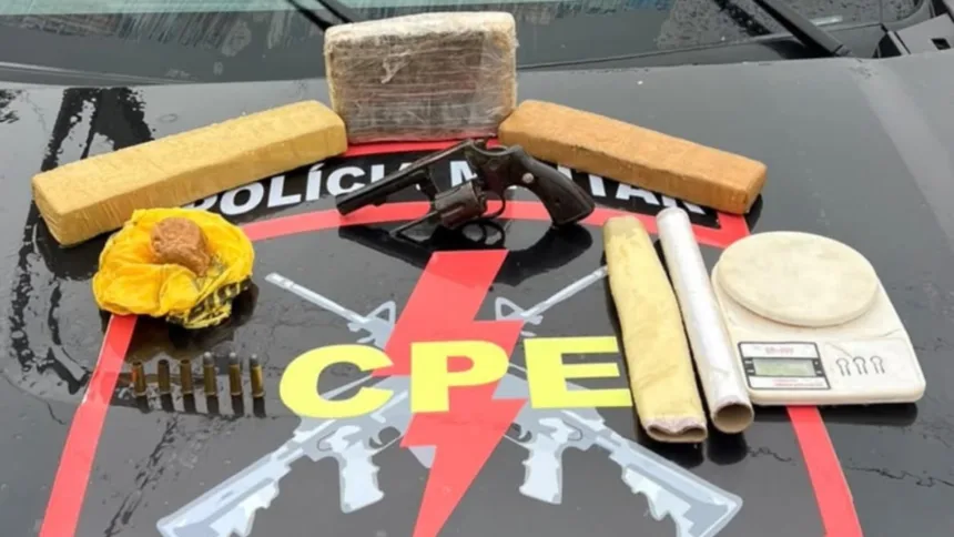 CPE Goianésia encontra mais de 2kg de drogas em residência onde houve confronto