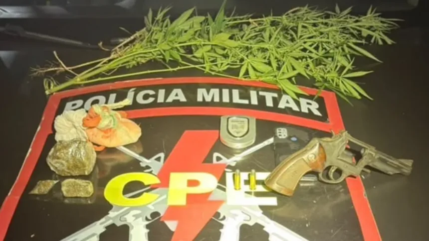 CPE Goianésia apreende revólver e encontra drogas enterradas em quintal