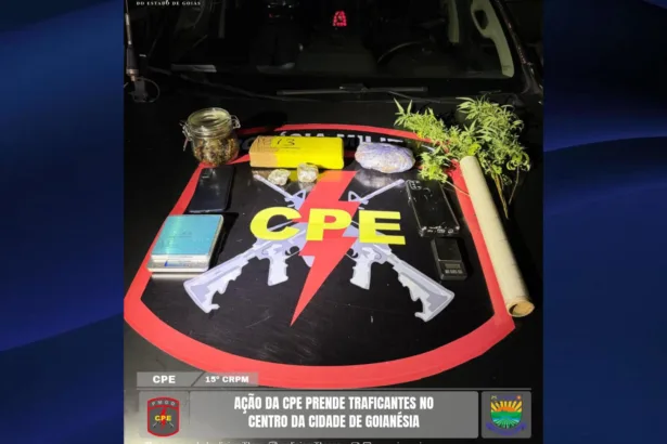 CPE Goianésia prende dois suspeitos de tráfico e apreende 820 gramas de supermaconha