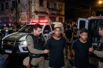 CPE prende suspeitos de envolvimento em homicídio e Tribunal do crime