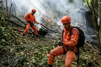 Empresa aérea tem bens bloqueados pela Justiça após queda de helicóptero no Rio
