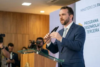 Governo prevê renegociação bilionária na terceira fase do programa Desenrola