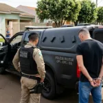 Homem é preso após disparar contra residência em Anápolis por cobrança de dívida