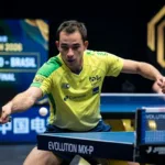 Hugo Calderano busca vaga nas quartas de final do China Smash nesta quinta-feira