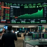 Ibovespa dispara e dólar recua após resultado do primeiro turno das eleições