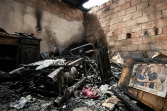Incêndio destrói casa em Anápolis e família grávida pede ajuda