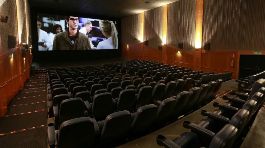 Ingressos de Cinema a R$ 12 movimentam salas em Goiás durante festival Nacional Ingressos de Cinema a R$ 12 movimentam salas em Goiás durante festival Nacional