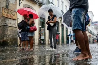 Inmet emite novos alertas de chuvas intensas e ventos fortes em várias regiões do país