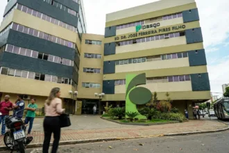 Justiça obriga Ipasgo a custear tratamento para professora com depressão em Goiânia