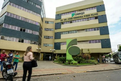 Justiça obriga Ipasgo a custear tratamento para professora com depressão em Goiânia