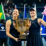 Luisa Stefani conquista o WTA 1000 de Pequim e atinge marca histórica na temporada